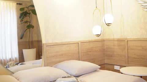 Teylor  Kim online show from 28, 9, 2025