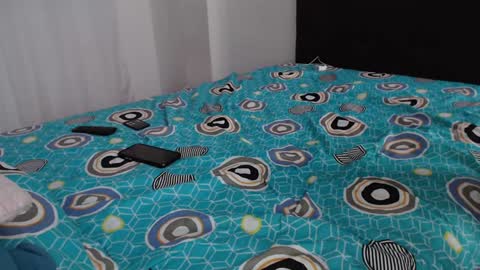 Taylor online show from 2, 2, 2025