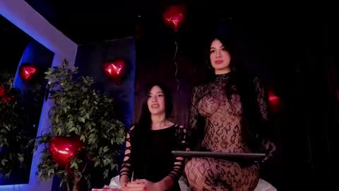 Taylor  Help me to get 100 thumbs up online show from 14, 2, 2025