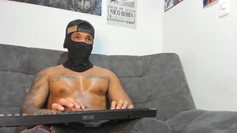 Taylor Mccarthy online show from 20, 10, 2025