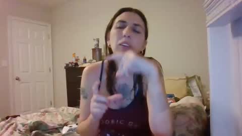 Snapshot of taylorslay chatting on 19, 1, 2026 taylorslay online show from 19, 1, 2026