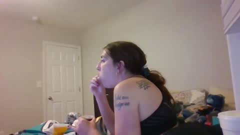 Snapshot of taylorslay chatting on 5, 4, 2026 taylorslay online show from 5, 4, 2026