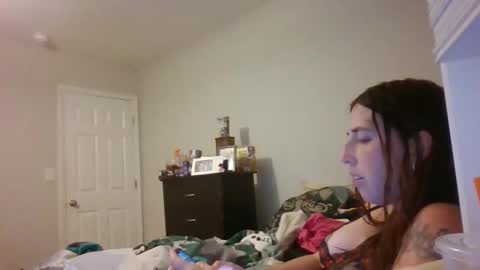 Snapshot of taylorslay chatting on 18, 4, 2026 taylorslay online show from 18, 4, 2026