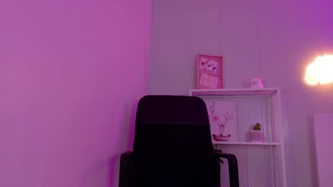 TAYLOR  online show from 21, 11, 2025