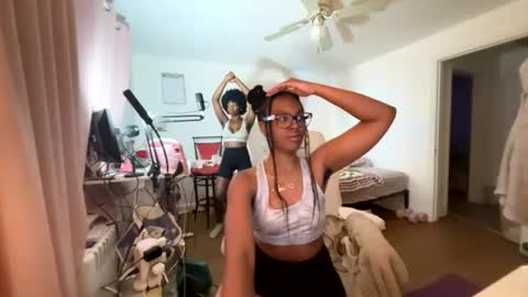 Snapshot of taylorsosweets chatting on 1, 8, 2026 Taylor online show from 1, 8, 2026