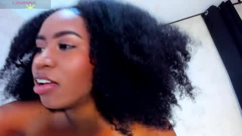 Snapshot of tayra_castle chatting on 19, 5, 2026 Tayra online show from 19, 5, 2026