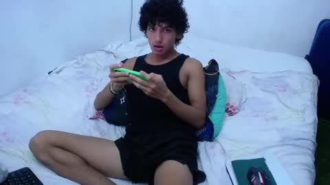 Tayron online show from 15, 12, 2024