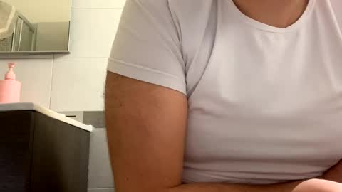 Tbest1986 online show from 1, 2, 2025