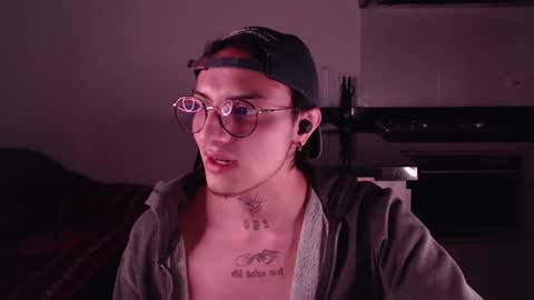 Snapshot of te0__0 chatting on 27, 2, 2025 Teo independent model online show from 27, 2, 2025