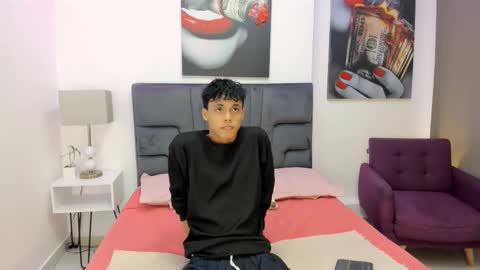 Team Twinks online show from 27, 10, 2025