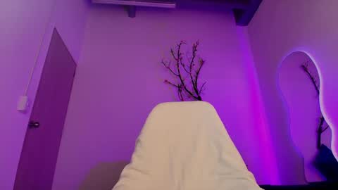 Angel online show from 3, 8, 2026