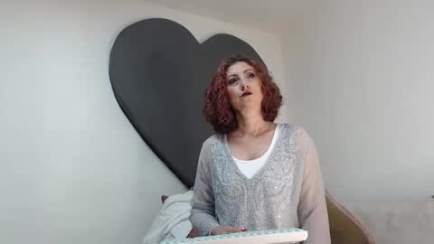 ALICIA--- online show from 9, 6, 2026