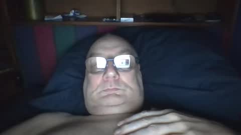 Mark online show from 16, 10, 2025