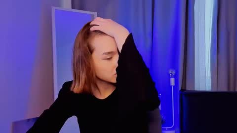 all me precious   online show from 13, 2, 2026