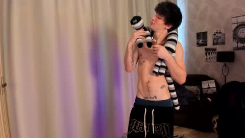 Teddy online show from 11, 1, 2025