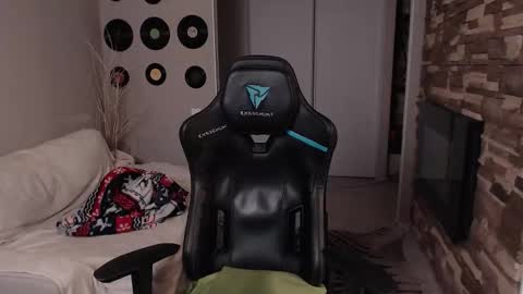 Teddy online show from 21, 3, 2026