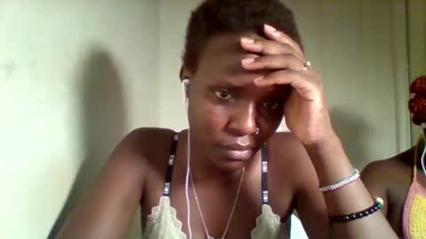 Snapshot of tee_kaicy chatting on 25, 12, 2024 kaicy online show from 25, 12, 2024