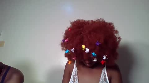 Snapshot of tee_kaicy chatting on 19, 10, 2025 kaicy online show from 19, 10, 2025