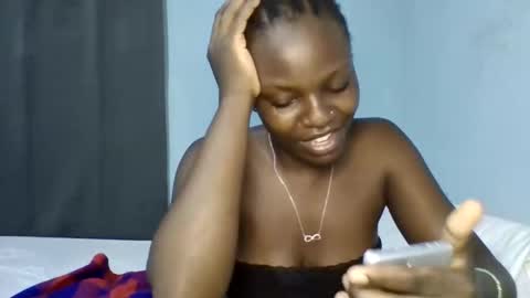 Snapshot of tee_kaicy chatting on 16, 11, 2025 kaicy online show from 16, 11, 2025