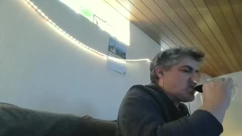 Peter online show from 9, 3, 2025