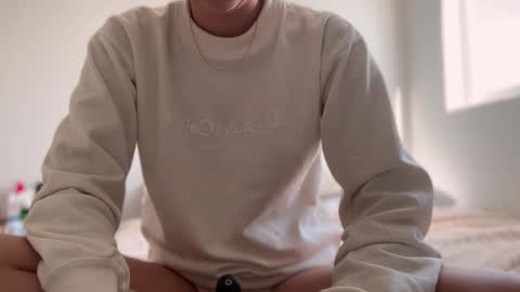 Amy No penetration Virgiin giirl online show from 12, 11, 2025