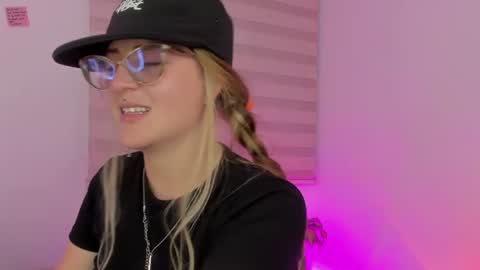 tekila__ online show from 25, 7, 2026