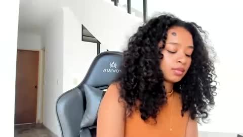 Snapshot of teles10 chatting on 7, 2, 2025 Teles2023 online show from 7, 2, 2025