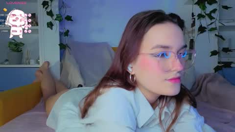 Snapshot of tempt_for_you chatting on 5, 2, 2026 Megan online show from 5, 2, 2026