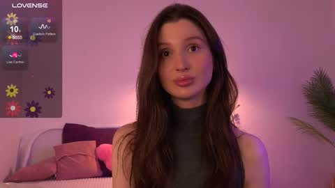 Snapshot of tender_babyy chatting on 25, 9, 2025 Sexy girl Li online show from 25, 9, 2025