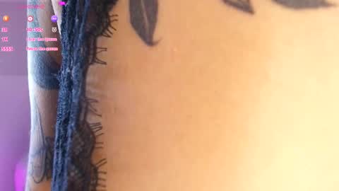 Snapshot of tender_dust chatting on 1, 11, 2025 tender_dust online show from 1, 11, 2025