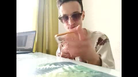 Tendy Ness online show from 15, 4, 2026