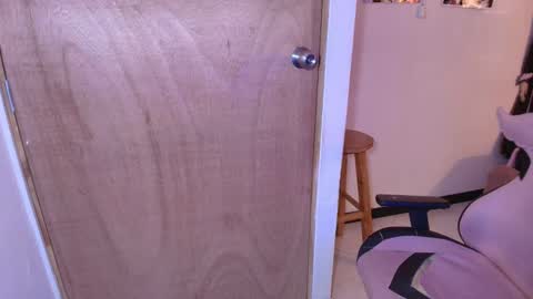 Terra Elowen online show from 14, 2, 2026