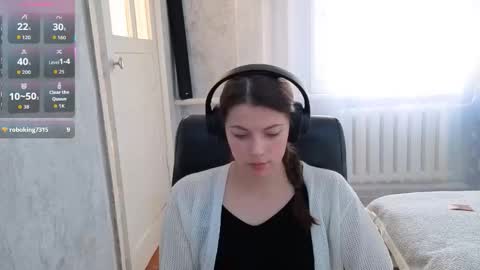 Anny Simpson online show from 1, 12, 2025