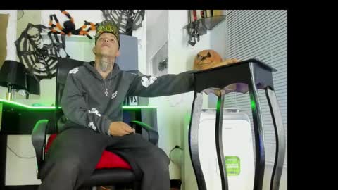 Snapshot of terrycg chatting on 26, 10, 2025 terrycg online show from 26, 10, 2025