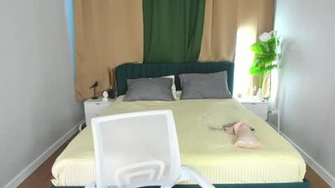 Tessa online show from 5, 6, 2026