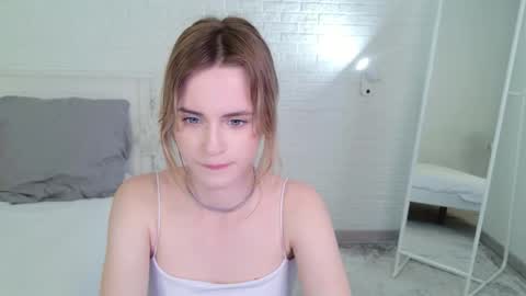 tessa_shy_ online show from 20, 5, 2026
