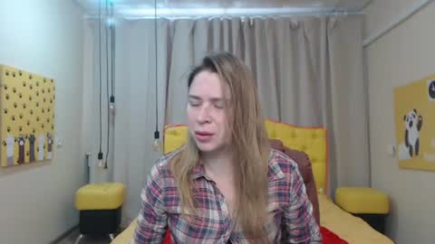 Snapshot of tessadaybreak chatting on 18, 2, 2026 tessadaybreak online show from 18, 2, 2026