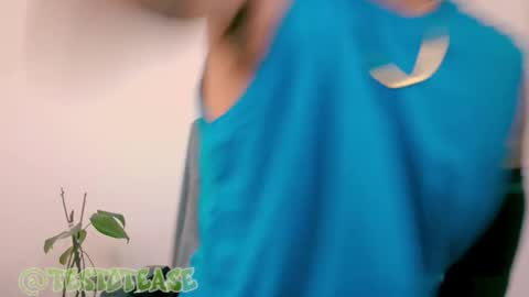 Milo online show from 16, 12, 2025