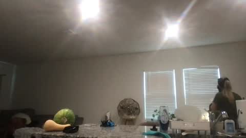 Daphne Summers online show from 15, 4, 2026