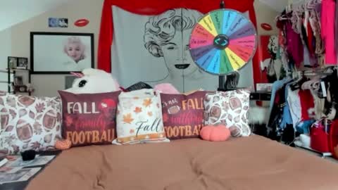 peachy online show from 22, 9, 2025