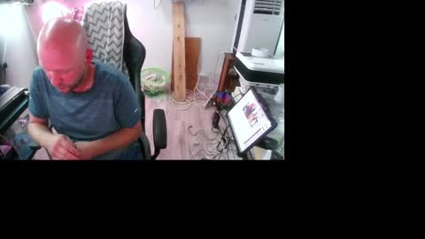 Snapshot of teyiamarie chatting on 16, 9, 2025 ThicThighsBlueEyes online show from 16, 9, 2025