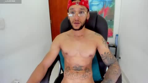 Snapshot of teylor_cristian chatting on 6, 12, 2024 Cristhian Teylor online show from 6, 12, 2024