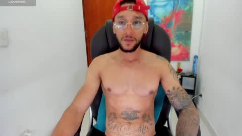 Snapshot of teylor_cristian chatting on 5, 1, 2025 Cristhian Teylor online show from 5, 1, 2025