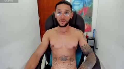 Snapshot of teylor_cristian chatting on 6, 1, 2025 Cristhian Teylor online show from 6, 1, 2025