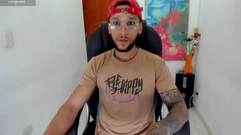 Snapshot of teylor_cristian chatting on 14, 1, 2025 Cristhian Teylor online show from 14, 1, 2025