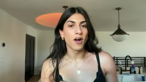 Snapshot of tgirltoesx chatting on 20, 6, 2026 babygirlmami online show from 20, 6, 2026