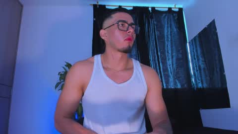 Snapshot of thadeo_king chatting on 7, 6, 2026 thadeo_king online show from 7, 6, 2026