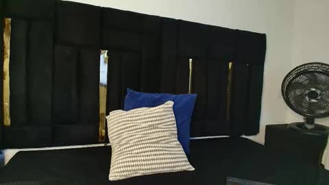 T H A I S  online show from 6, 11, 2025