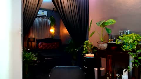 Snapshot of thalia_saint chatting on 6, 3, 2025 Thalia Saint online show from 6, 3, 2025