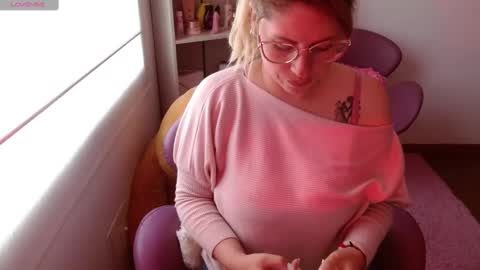   online show from 5, 2, 2025